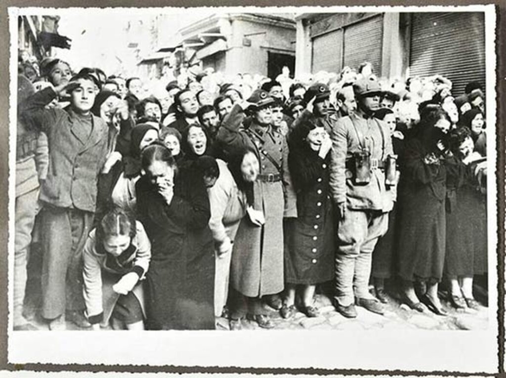 Atatürk'ün cenaze töreninden görmediğiniz fotoğraflar