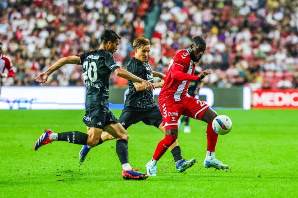 Samsunspor Beşiktaş maçı 19 Mayıs Stadından muhteşem fotoğraflar