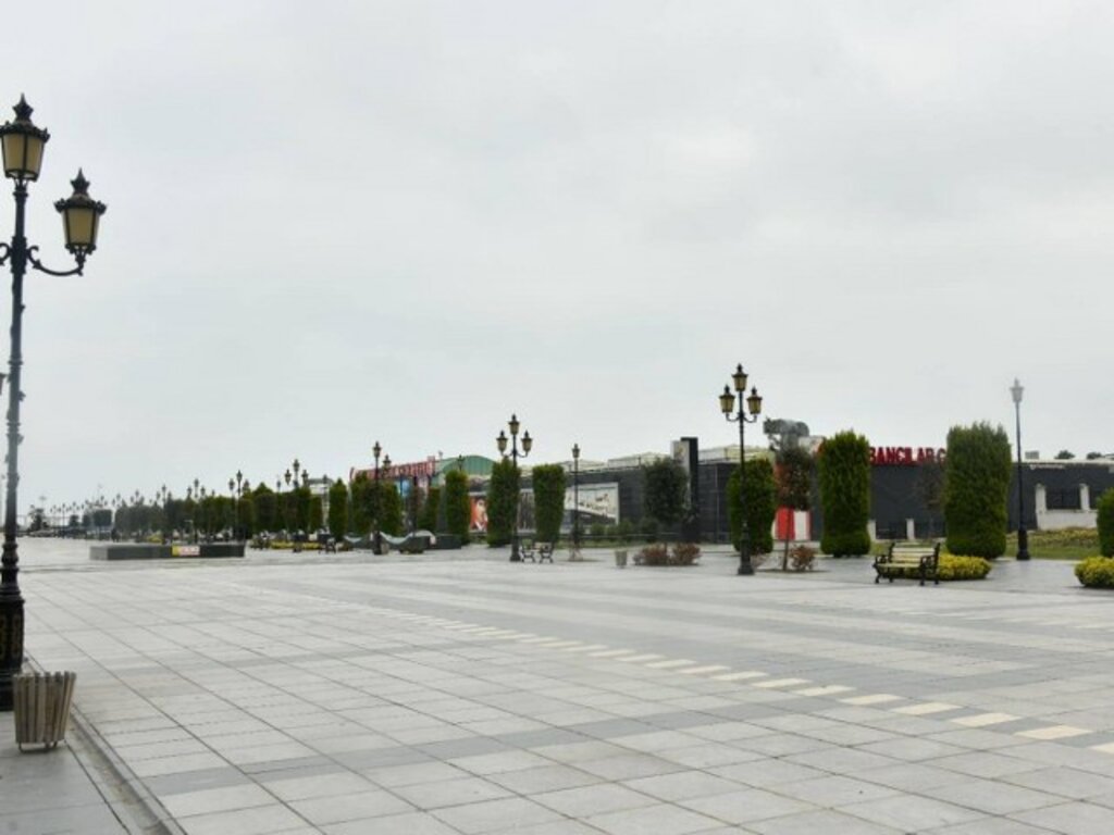 Samsun'da KoronaVirüs nedeniyle cadde ve yollar bomboş