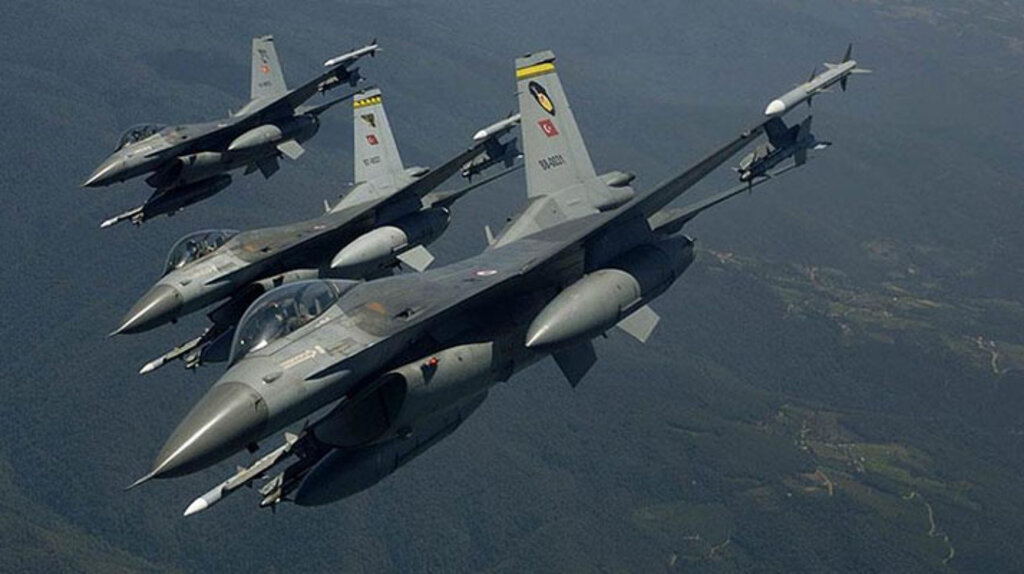 Irak'ın kuzeyine hava harekatı