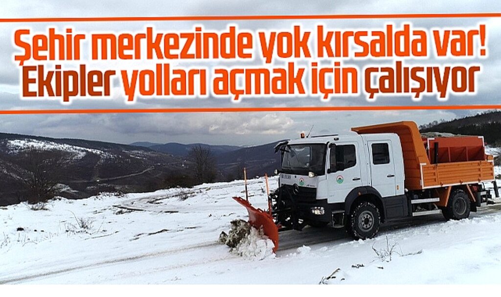 Samsun'da İlkadım ilçesinin yüksek kesimlerinde ekipler kar mesaisi yapıyor