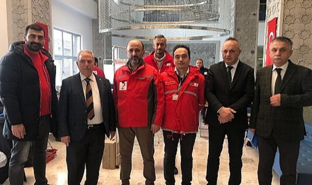 Samsun'da İlkadım Belediyesi personeli Kızılay'a kan bağışı yaptı