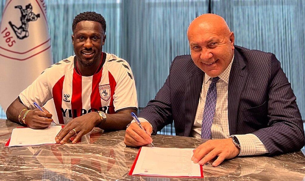 Samsunspor Kingsley Schindler'i transfer etti