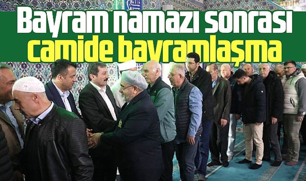 Samsun Valisi Tavlı Ramazan Bayramında Mimar Sinan Camisinde bayramlaştı