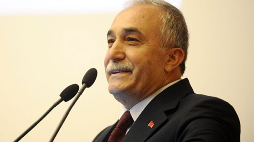 Ahmet Eşref Fakıbaba'dan ucuz et açıklaması: Gariban halkta yiyecek