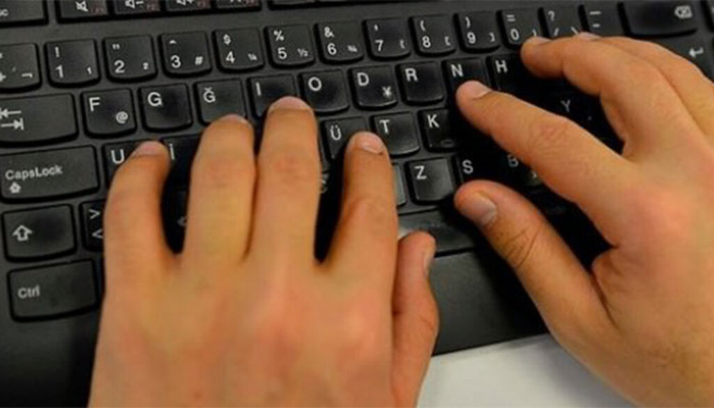 Kamu kurum kuruluşları yıl sonunda "F klavye" dönemine geçiyor
