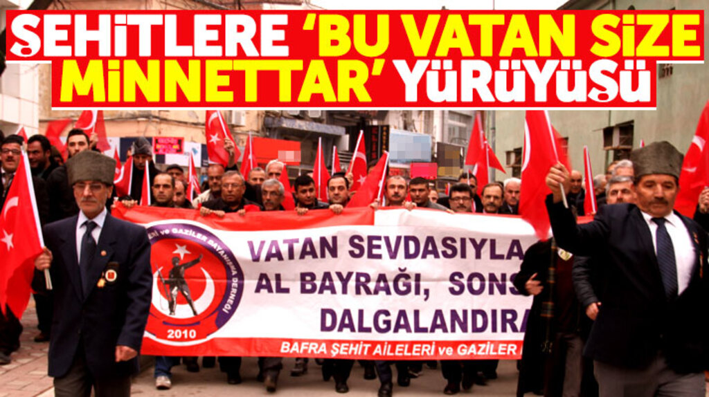 Samsun Bafra'da şehit aileleri ve gaziler, şehitlere saygı yürüyüşü düzenledi
