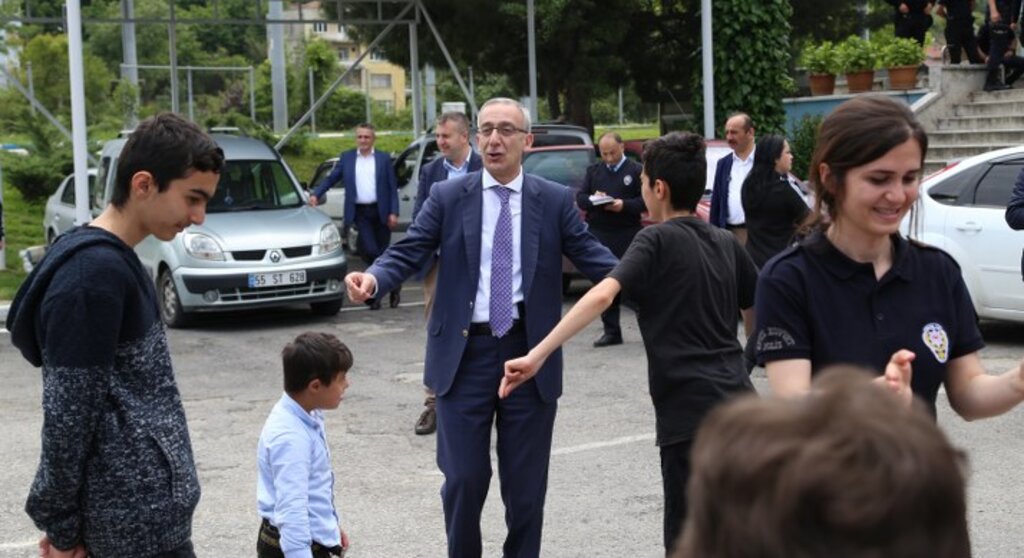 Samsun Emniyeti engelli çocuklar için eğlence programı düzenledi