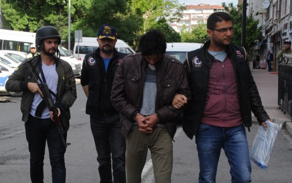Samsun'da DEAŞ operasyonunda gözaltına alınan 6 Iraklı sınır dışı edilecek
