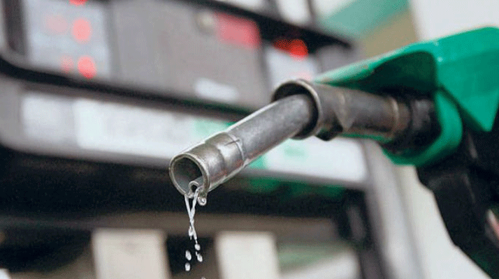 Benzinin litre fiyatına yüzde 9 zam yapıldı