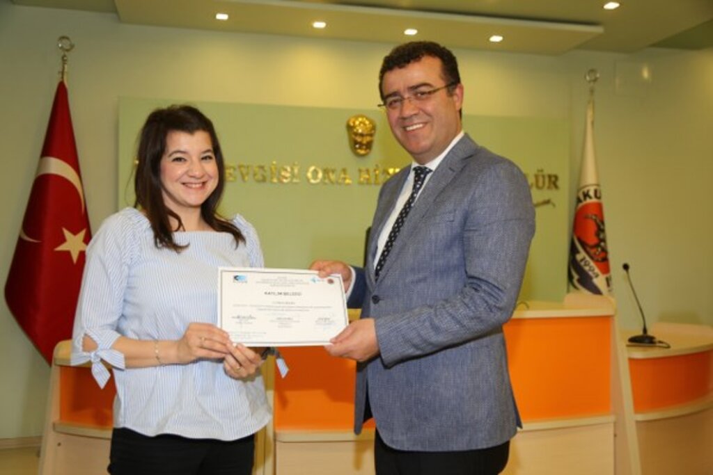 Samsun Atakum'da girişimcilik kursunu tamamlayanlara sertifika verildi