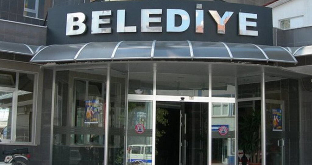 Ayaş, Ceyhan ve Sarıoğlan Belediye Başkanları görevden uzaklaştırıldı